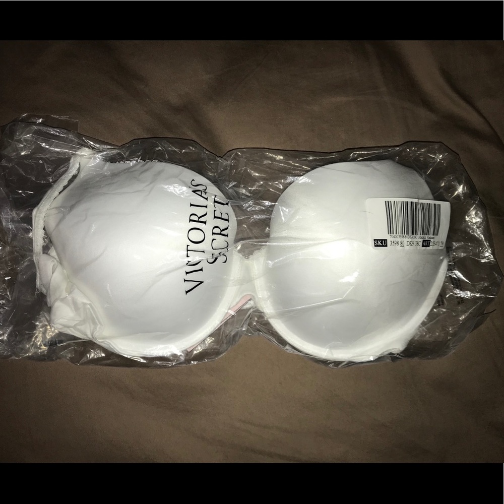 NWT Victoria’s Secret bra